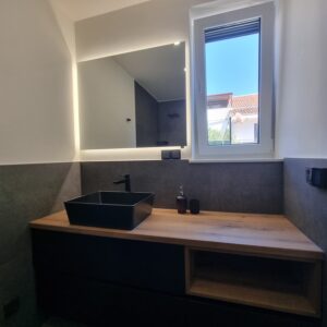 Apartament Surfing Color - łazienka, toalta